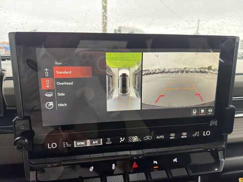 New 2026 GMC Hummer EV SUV image 12