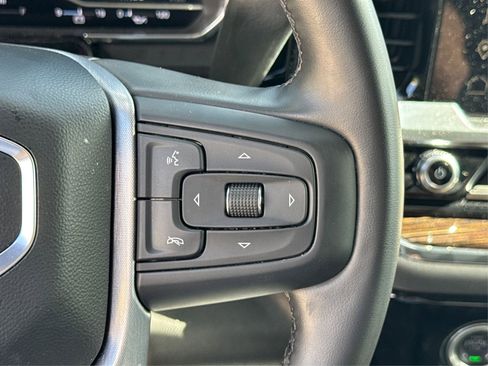 Used 2024 GMC Sierra 1500 Elevation image 33