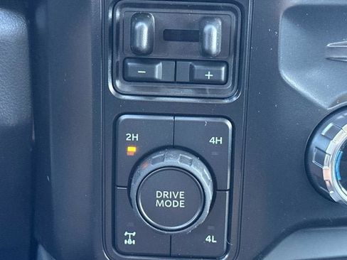 New 2026 Ford F250 Lariat w/ Black Appearance Package image 23