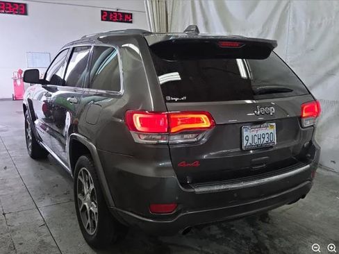 Used 2019 Jeep Grand Cherokee Overland RWD image 6