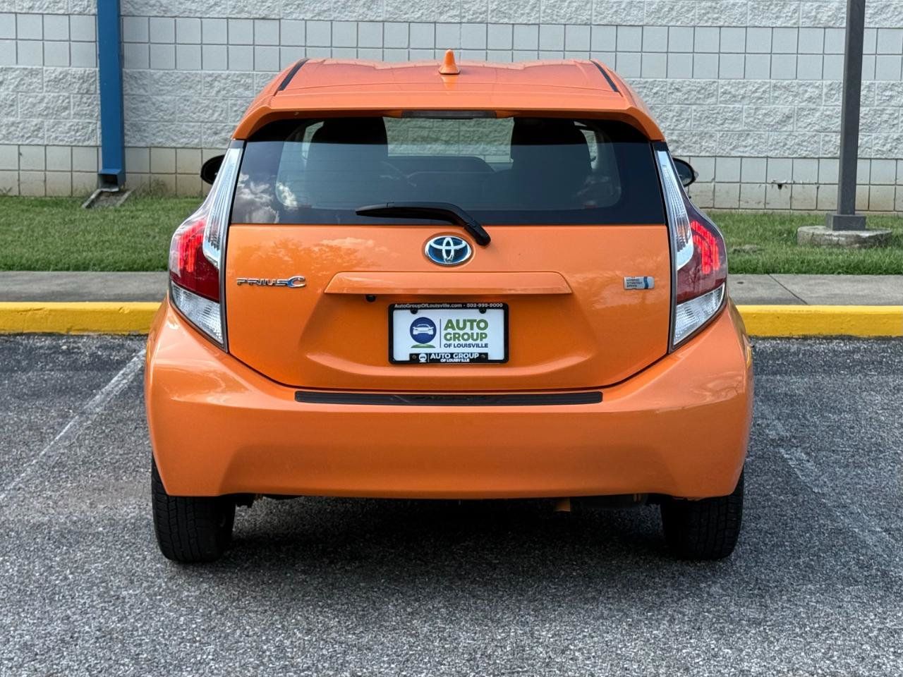 Used 2016 Toyota Prius C Two FWD image 6