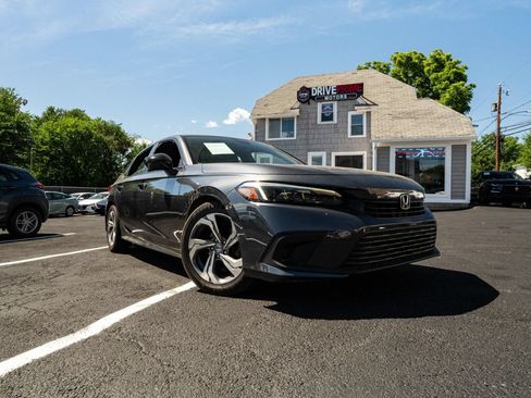 Used 2022 Honda Civic Sport image 1