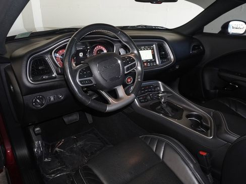 Used 2019 Dodge Challenger SRT Hellcat Redeye image 21