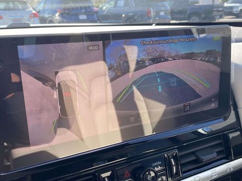 New 2026 Nissan Pathfinder SL image 16