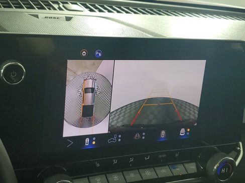 Used 2024 Chevrolet Colorado Z71 w/ LPO, Dark Essentials Package image 17