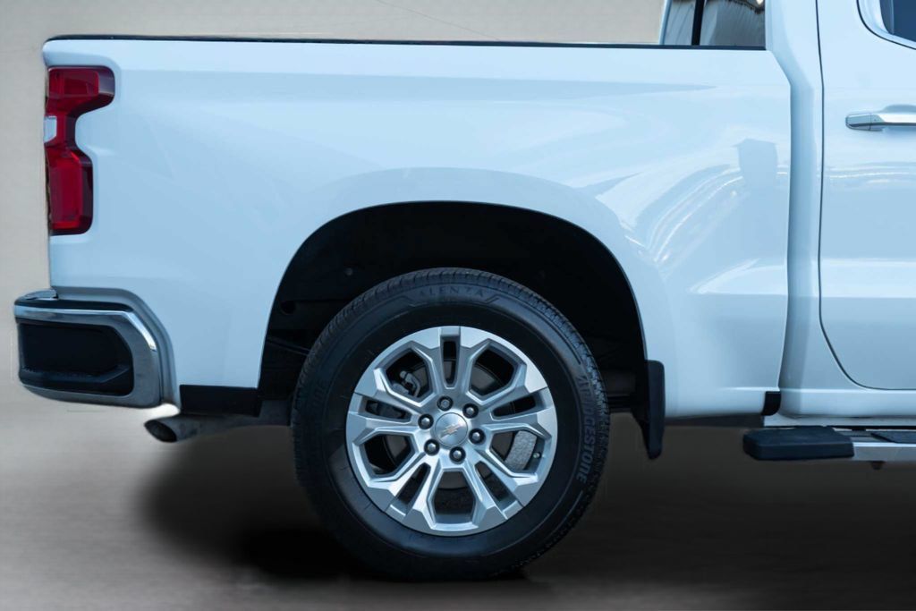 Used 2024 Chevrolet Silverado 1500 LTZ w/ LTZ Premium Texas Edition RWD image 9