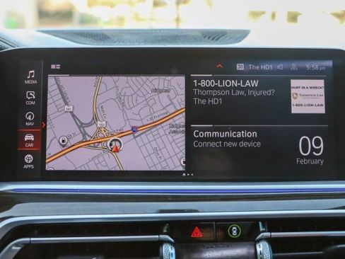 Used 2019 BMW X5 xDrive50i w/ M Sport Package image 39