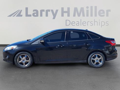 Used 2014 Ford Focus SE image 2