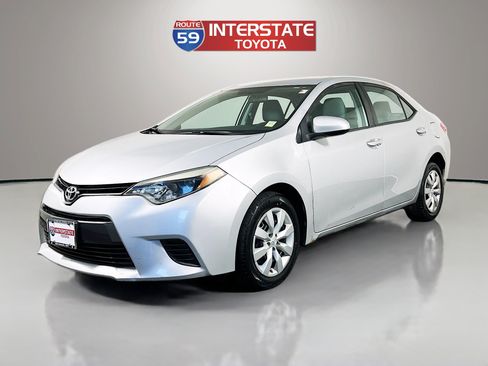 Used 2015 Toyota Corolla LE FWD image 3