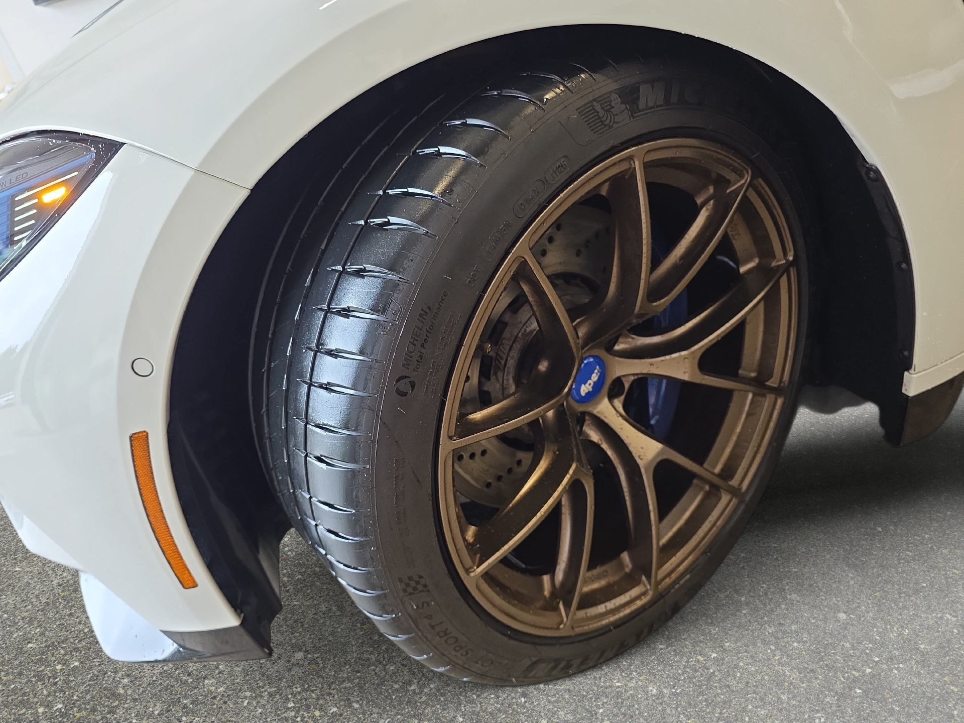 Used 2025 BMW M3 Competition AWD/4WD image 31