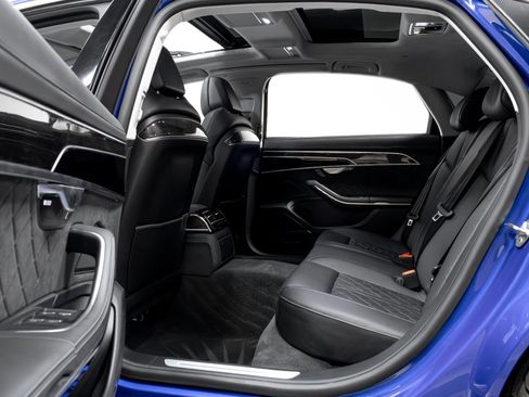 Used 2023 Audi S8 4.0T quattro image 38