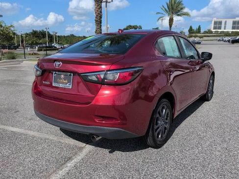 Used 2019 Toyota Yaris LE FWD image 4