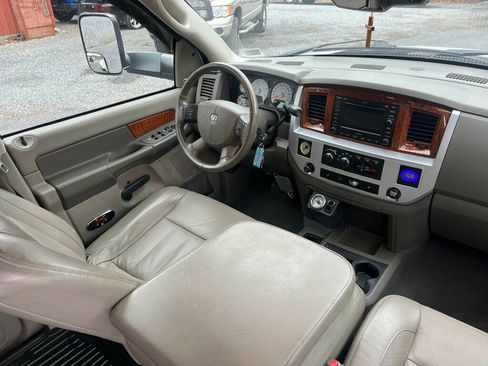 Used 2007 Dodge Ram 3500 Truck Laramie image 40