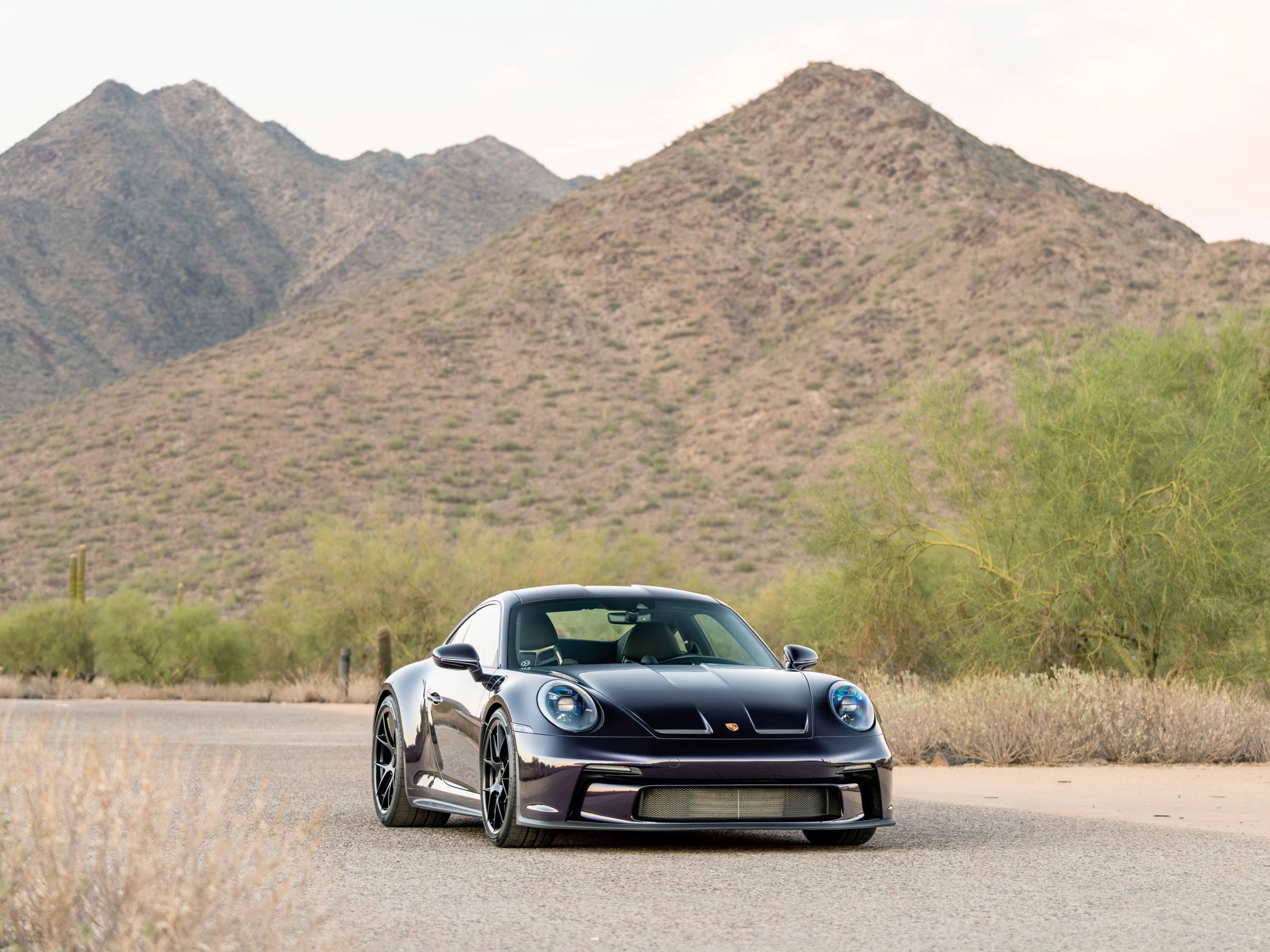 Used 2024 Porsche 911 GT3 RS RWD image 2