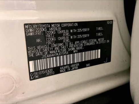 Used 2021 Toyota Venza Limited w/ Advanced Technology Package image 31