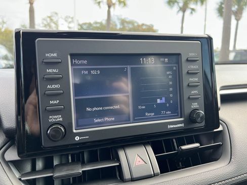 Used 2022 Toyota RAV4 XLE image 24