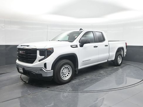Used 2024 GMC Sierra 1500 Pro w/ Pro Value Package image 1
