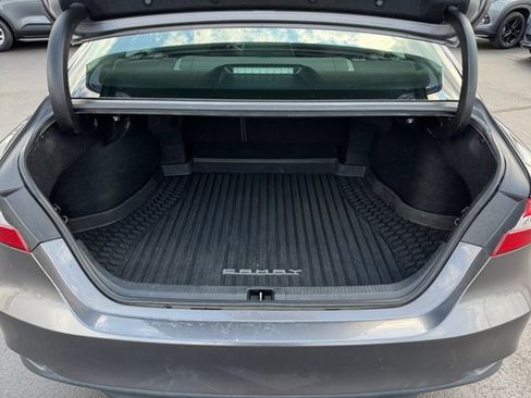 Used 2019 Toyota Camry XLE FWD image 26