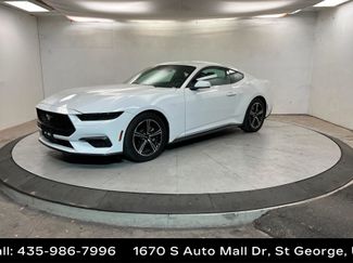 Used 2025 Ford Mustang Premium video 1