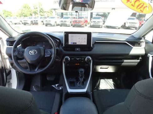 Used 2024 Toyota RAV4 XLE w/ Convenience Package image 34