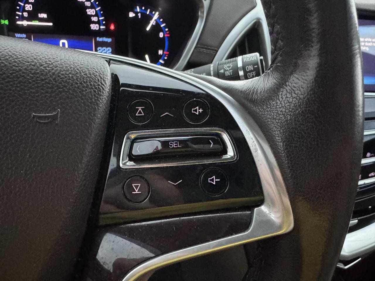Used 2015 Cadillac SRX Premium w/ Driver Assist Package AWD/4WD image 19