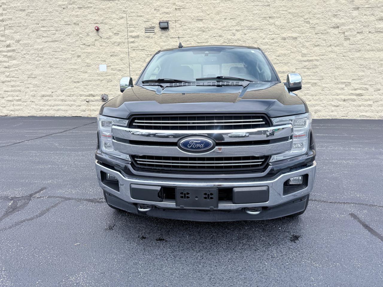 Used 2019 Ford F150 Lariat w/ Equipment Group 502A Luxury AWD/4WD image 8