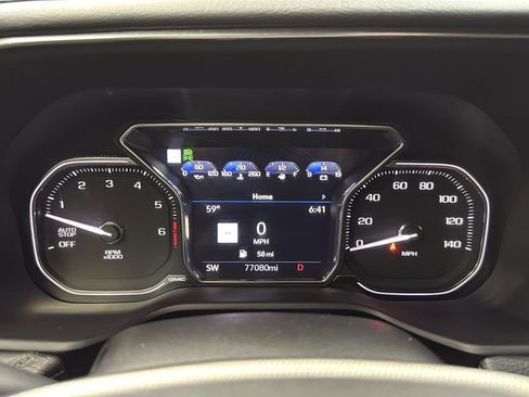 Used 2021 GMC Yukon Denali w/ Denali Premium Package image 14