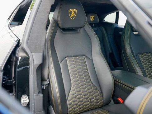 Used 2022 Lamborghini Urus image 80