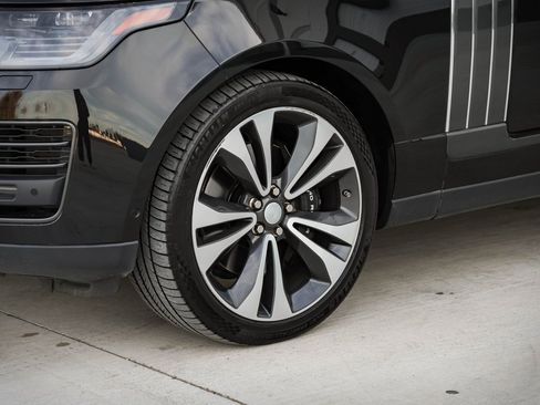 Used 2020 Land Rover Range Rover SV Autobiography Dynamic image 41