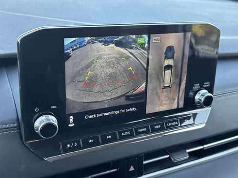 Used 2024 Mitsubishi Outlander SE image 15