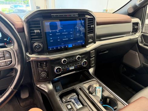 Used 2021 Ford F150 Lariat w/ Equipment Group 502A High AWD/4WD image 28