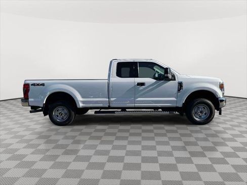 Used 2021 Ford F250 XLT w/ XLT Value Package AWD/4WD image 8
