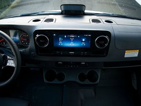 New 2026 Mercedes-Benz Sprinter 3500 image 17