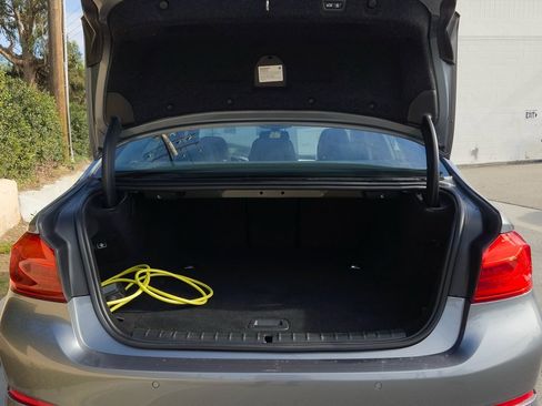 Used 2018 BMW 530e image 23