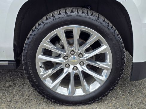 Used 2019 Chevrolet Tahoe Premier w/ Premier Plus Edition AWD/4WD image 10