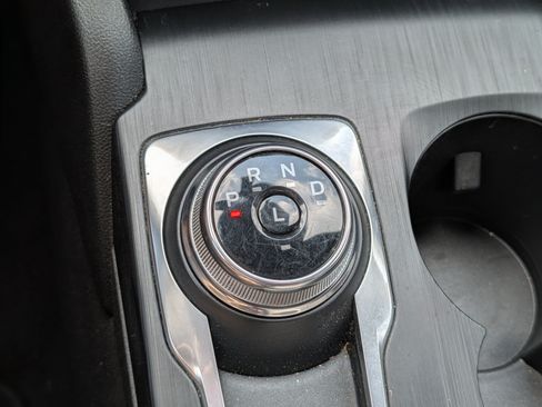 Used 2023 Ford Escape ST-Line Select AWD/4WD image 24