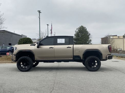 Used 2024 GMC Sierra 2500 AT4X image 14