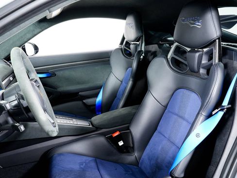 Used 2025 Porsche 718 Cayman GT4 RS RWD image 24