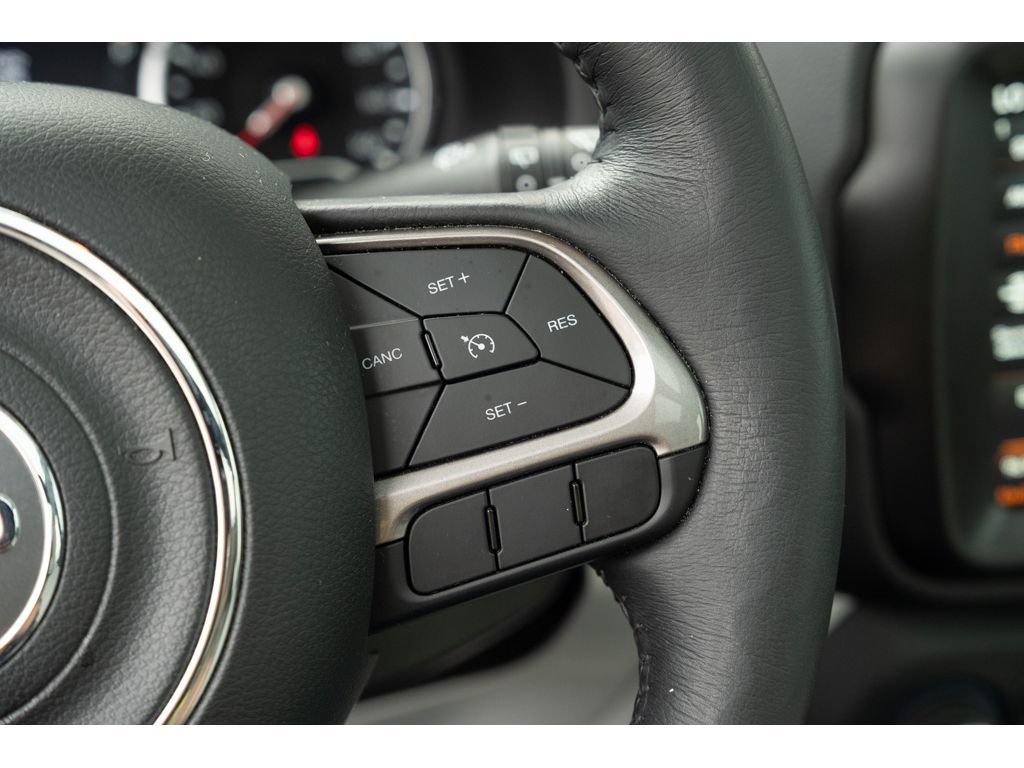 Used 2022 Jeep Renegade Limited w/ Sun, Sound & Wheels Group AWD/4WD image 20