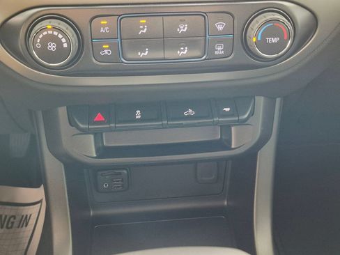 Used 2022 Chevrolet Colorado LT w/ Redline Special Edition RWD image 20