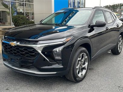 Certified 2024 Chevrolet Trax LT w/ Driver Confidence Package
