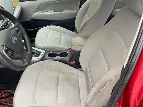 Used 2017 Hyundai Elantra SE image 6