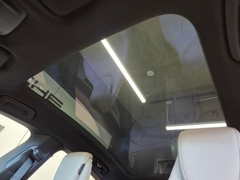 New 2026 Porsche Taycan RWD image 10
