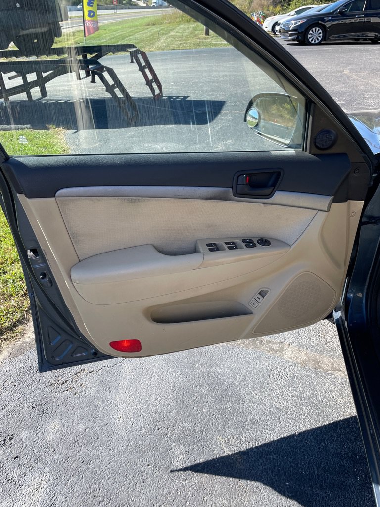 Used 2009 Hyundai Sonata GLS FWD image 10