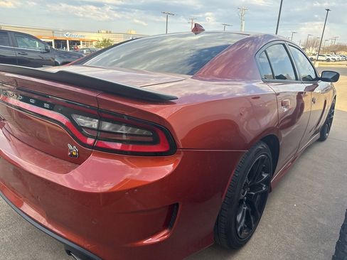 Used 2021 Dodge Charger Scat Pack w/ Driver Convenience Group image 6