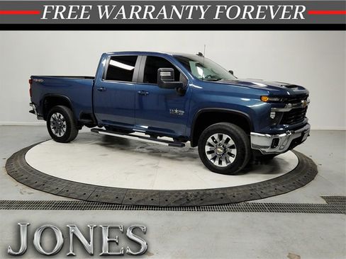 Used 2024 Chevrolet Silverado 2500 LT w/ Texas Edition image 1