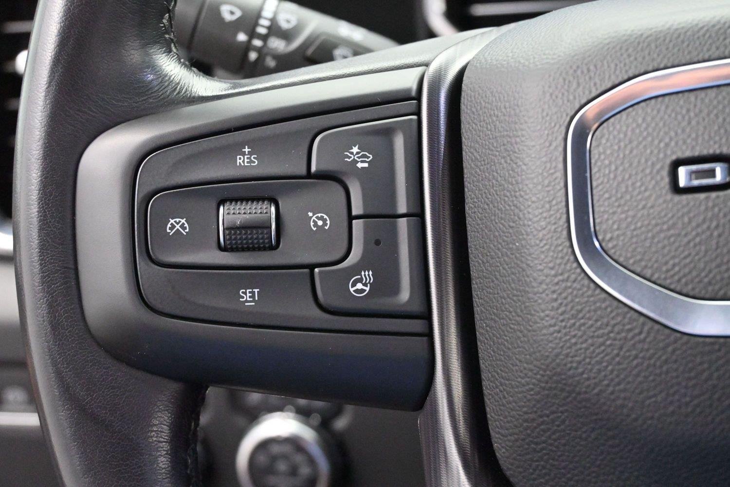 Used 2024 GMC Sierra 2500 Denali Ultimate AWD/4WD image 18