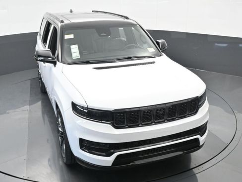 Used 2024 Jeep Grand Wagoneer Series II w/ Quick Order Packagew 28T image 55