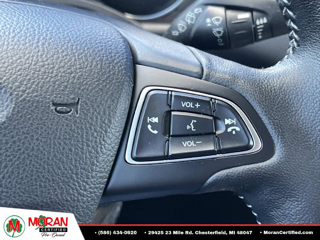 Used 2019 Ford Escape SE FWD image 25