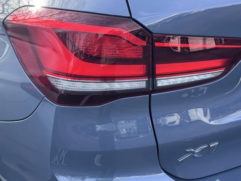 Used 2021 BMW X1 xDrive28i w/ Premium Package image 9